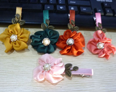 百搭时尚盘发边夹刘海夹