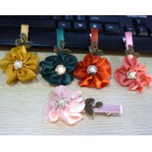 百搭时尚盘发边夹刘海夹