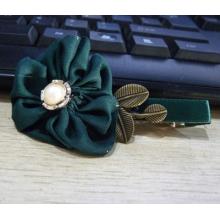 百搭时尚盘发边夹刘海夹